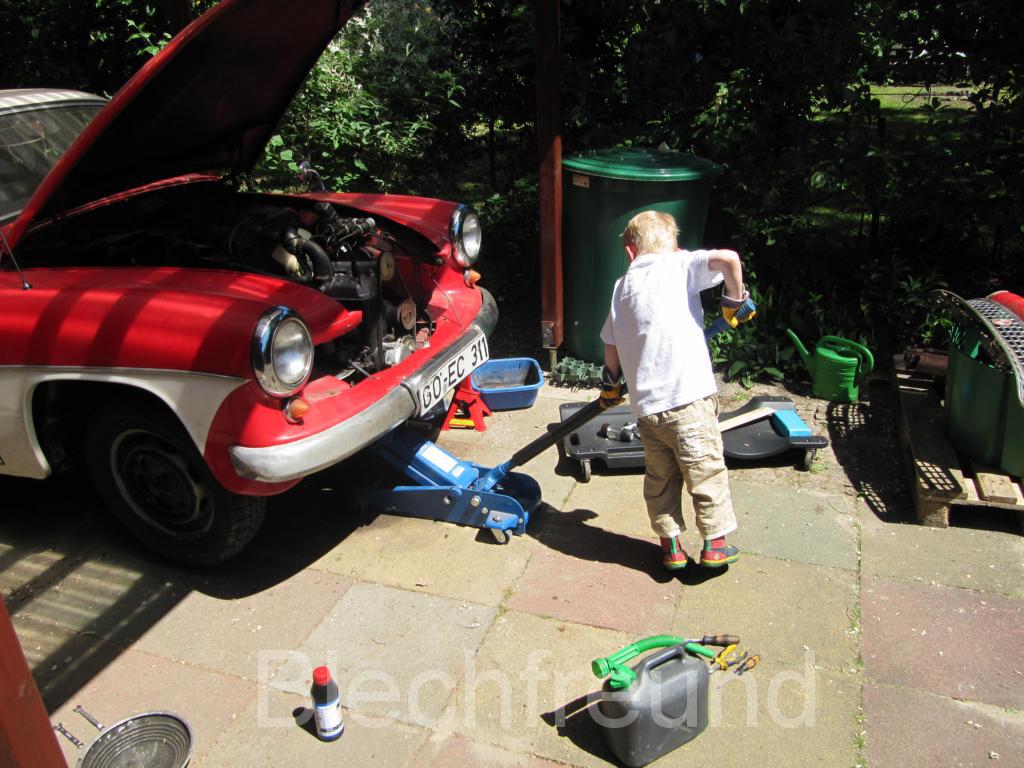 Wartburg 311 Coupe Anheben